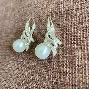 Dangling Pearl Earrings with Rhinestone Details